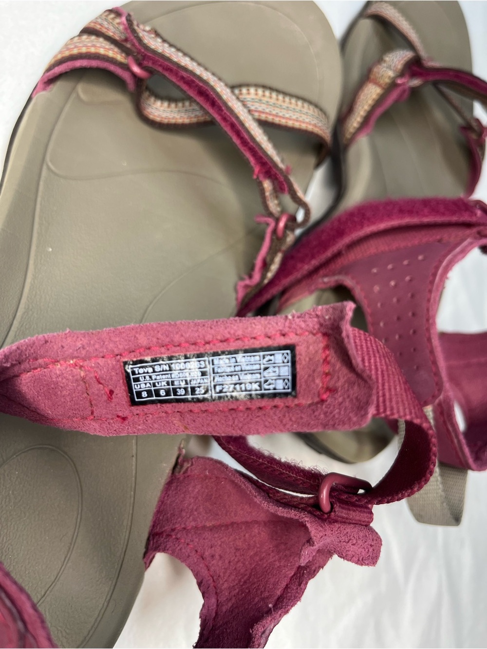 Teva Women's Oneway Sandals Burgundy - Picture 8 of 10